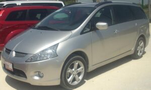 Mitsubishi Grandis 2.4 165 KM